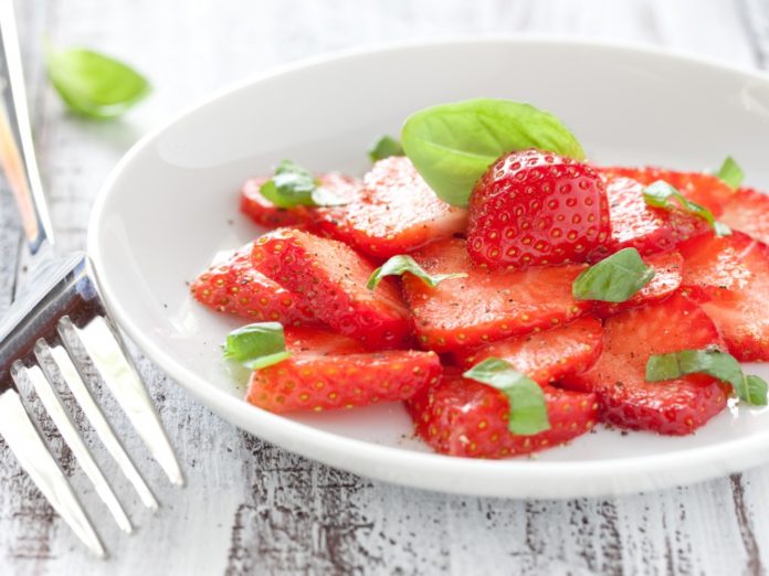 Carpaccio de fraises Carpaccio de fraises