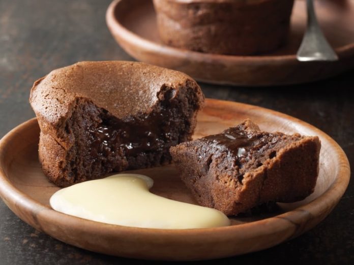 Fondant au chocolat et sa crème anglaise Fondant au chocolat et sa crème anglaise