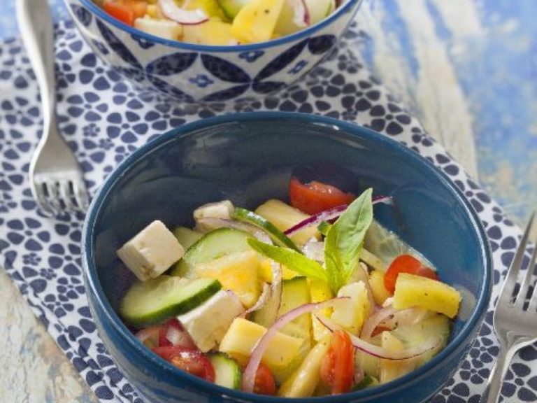 Salade de feta et ananas frais
