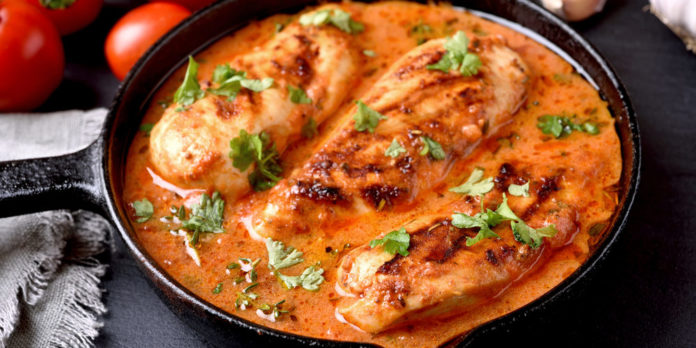 Poulet sauce à la crème et tomates Poulet sauce à la crème et tomates