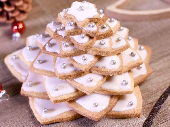 Pièce montée sapin en sablés Pièce montée sapin en sablés